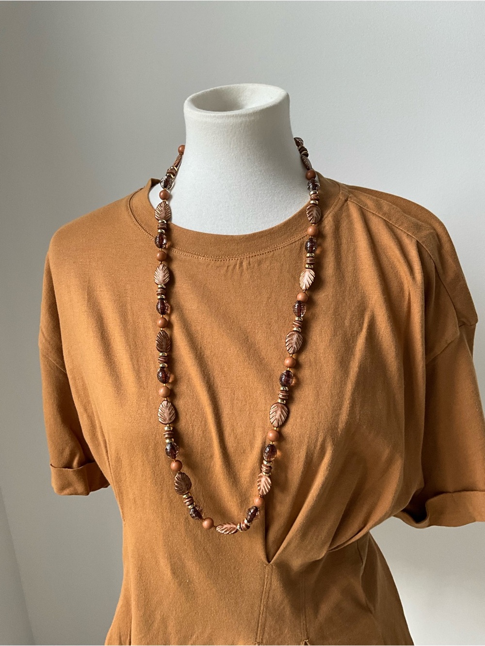 Vintage Handcrafted Brown Wooden Bead Necklace - Boho Leaf Design